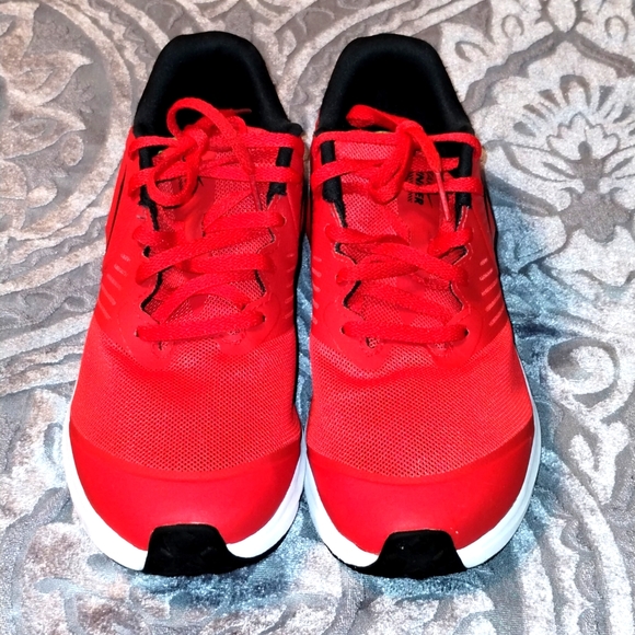 Nike Big Boys Star Runner 2  Sneakers (Size 7Y - Red/Black-AQ3542-600)-EXCELLENT - Picture 2 of 7